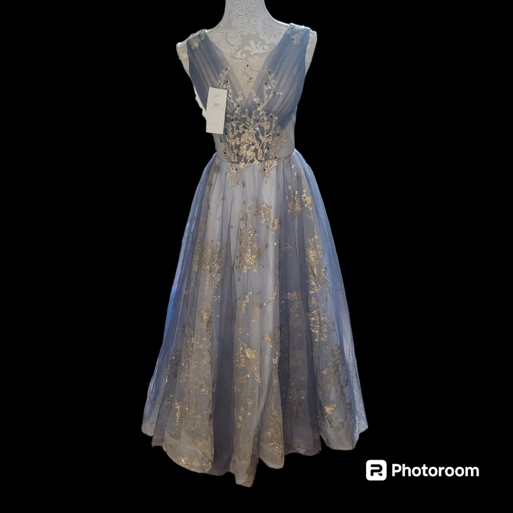 NWT KW tulle formal dress with gold accents fit and flare size 1